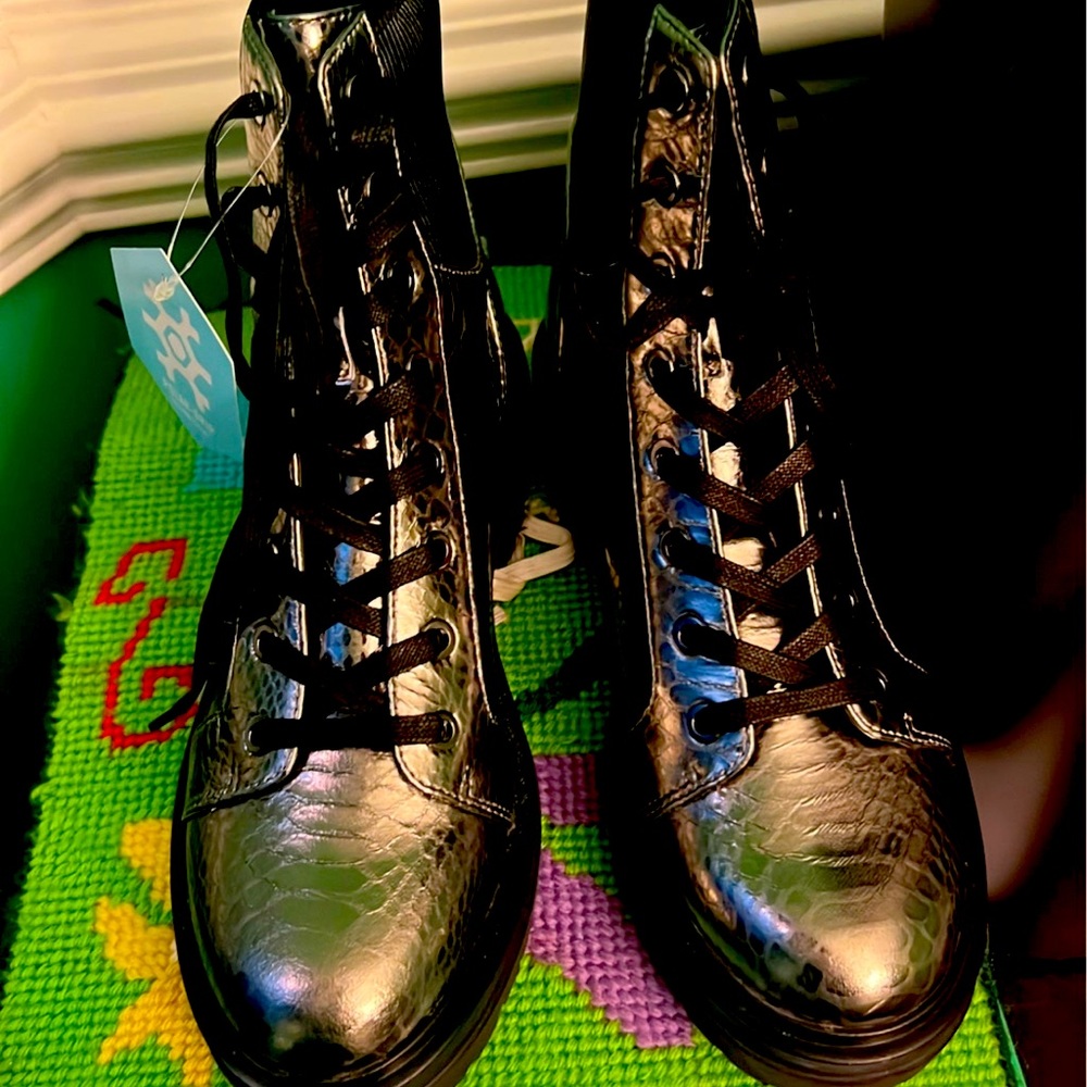 Kenneth Cole reaction loafer boots 7.5 size